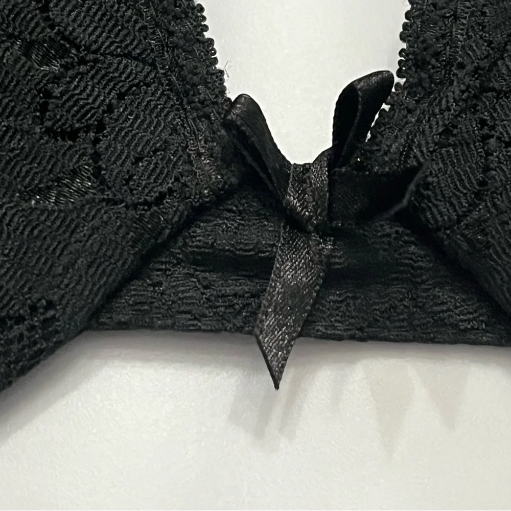 Olga Bra Petite Lightly Lined Underwire Black Lace USA 36B NOS Vintage 33847 NWT